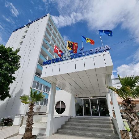 Hotel Victoria Mamaja Zewnętrze zdjęcie